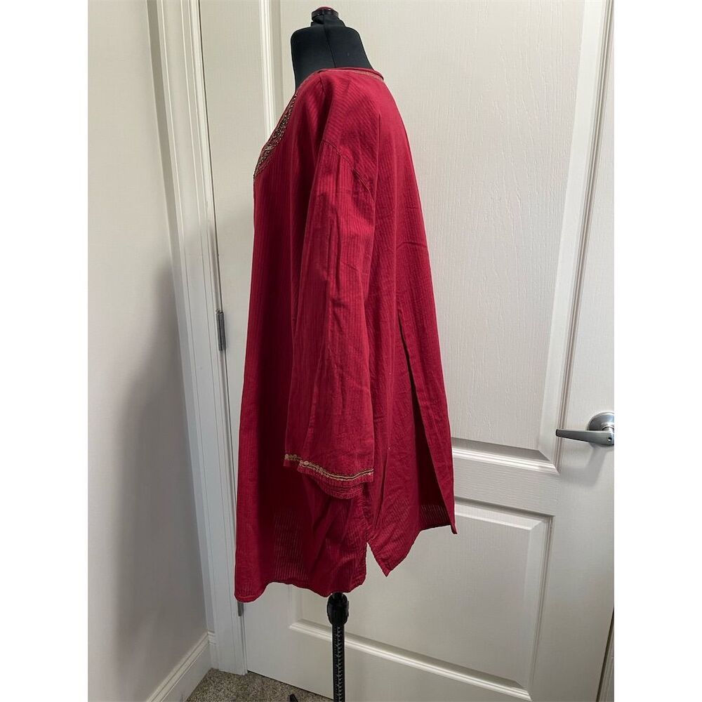 Liz & Me Women's Plus 3X Red Embellished Tunic Top V-Neck Long Sleeve (sku#315) - Picture 2 of 11